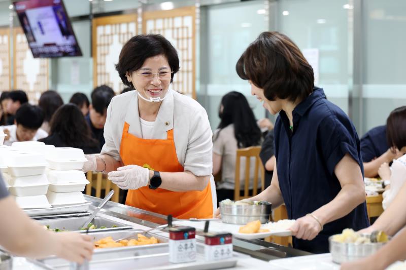 복날 맞이 직원격려 오찬