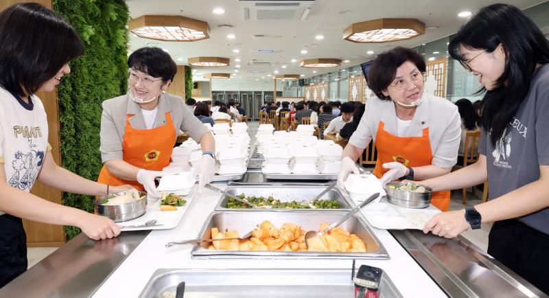 복날 맞이 직원격려 오찬_8