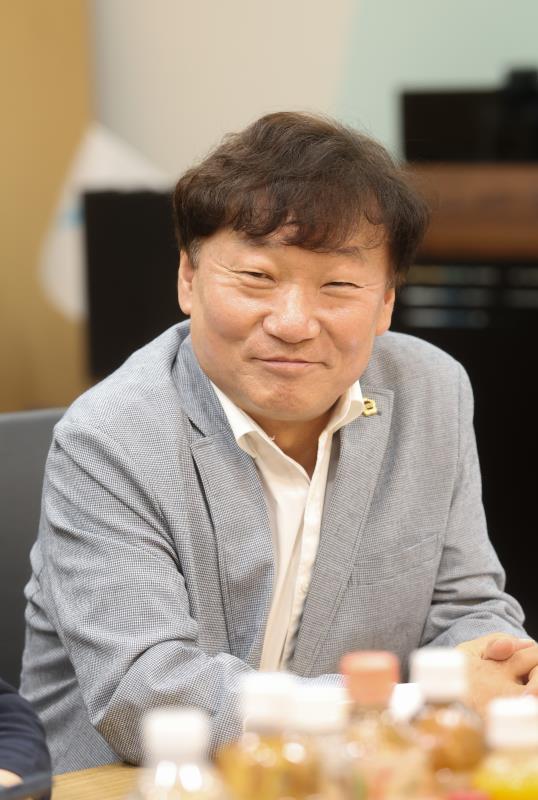 남종섭 의장 한국행정학회 접견_7