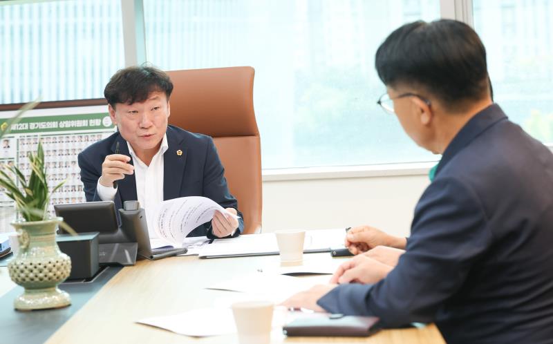 남종섭의장 경기도마을버스운송조합 접견_5