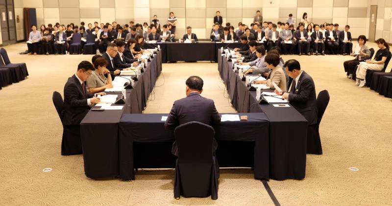 경기도의회 경기도청예산결산특별위원회 사전설명회 사진 9
