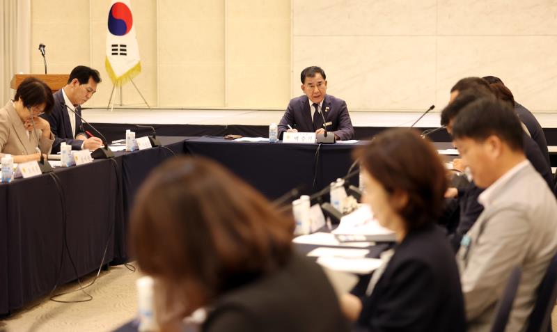 경기도의회 경기도청예산결산특별위원회 사전설명회_6