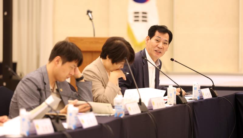 경기도의회 경기도청예산결산특별위원회 사전설명회_8