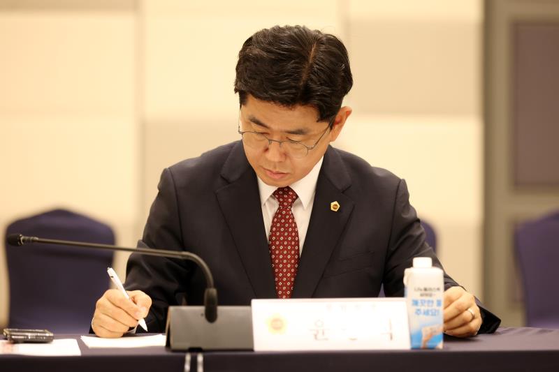 경기도의회 경기도청예산결산특별위원회 사전설명회_5
