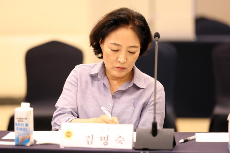 경기도의회 경기도청예산결산특별위원회 사전설명회_5
