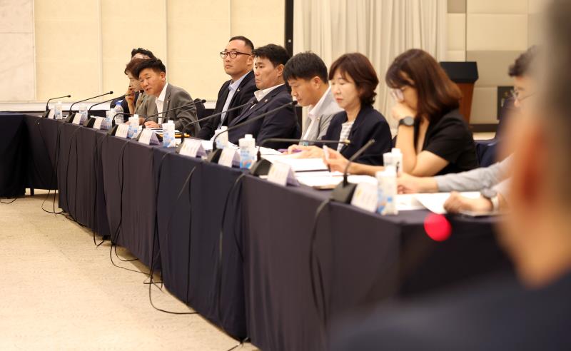 경기도의회 경기도청예산결산특별위원회 사전설명회_9