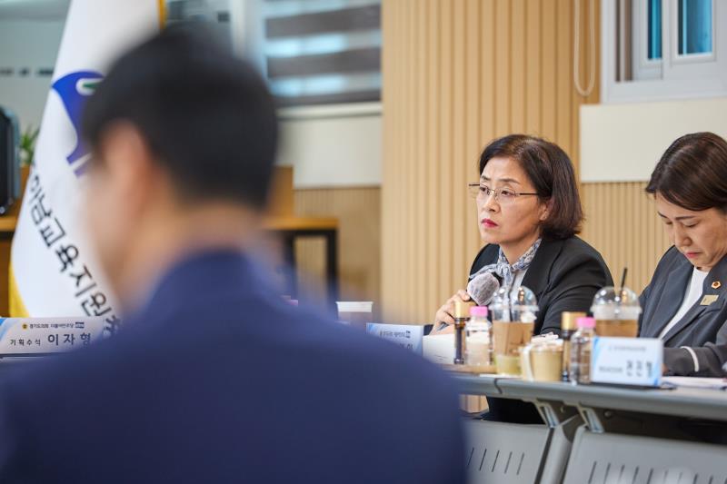 제12대 경기도의회 더불어민주당 수석대표단 교육현장 정책회의 2일차_10