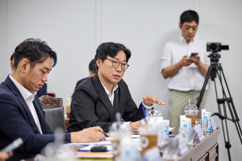 제12대 경기도의회 더불어민주당 수석대표단 교육현장 정책회의 2일차_7
