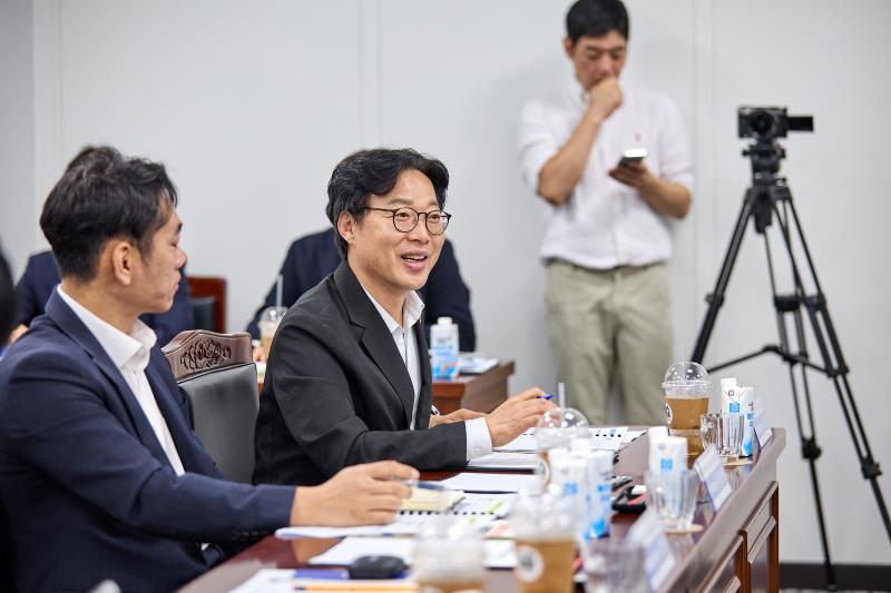 제12대 경기도의회 더불어민주당 수석대표단 교육현장 정책회의 2일차_8