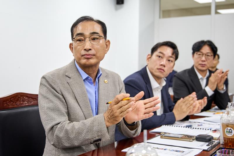 제12대 경기도의회 더불어민주당 수석대표단 교육현장 정책회의 2일차_2