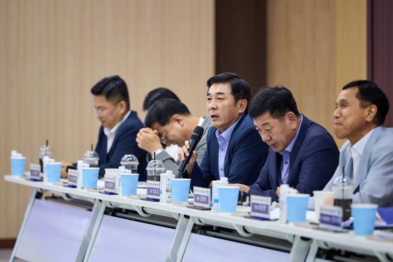제12대 경기도의회 더불어민주당 수석대표단 교육현장 정책회의 2일차_9