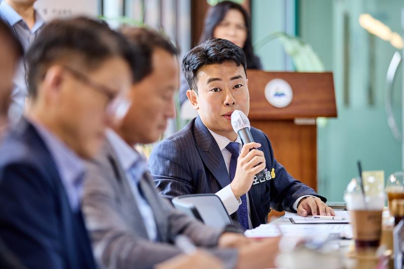 제12대 경기도의회 더불어민주당 수석대표단 교육현장 정책회의 2일차_10