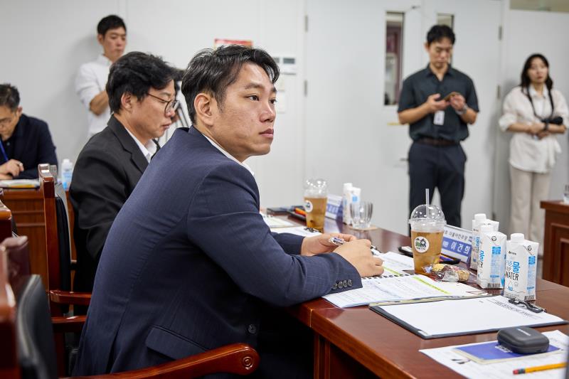 제12대 경기도의회 더불어민주당 수석대표단 교육현장 정책회의 2일차_3