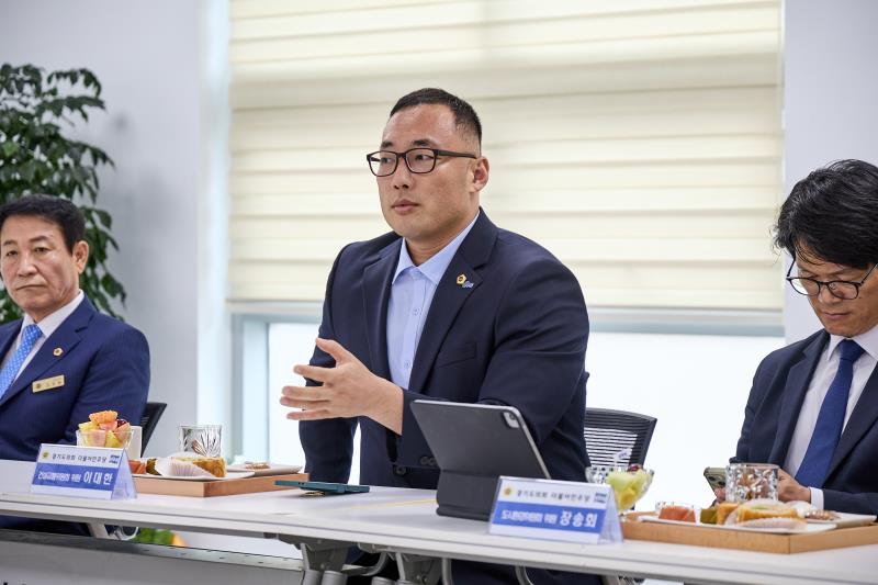 제12대 경기도의회 더불어민주당 수석대표단 교육현장 정책회의 2일차_2