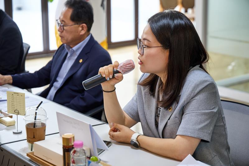 제12대 경기도의회 더불어민주당 수석대표단 교육현장 정책회의 2일차_10