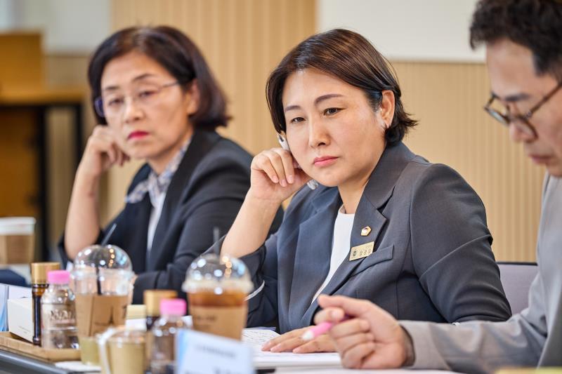 제12대 경기도의회 더불어민주당 수석대표단 교육현장 정책회의 2일차_4