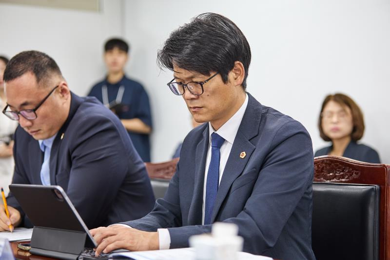 제12대 경기도의회 더불어민주당 수석대표단 교육현장 정책회의 2일차_3