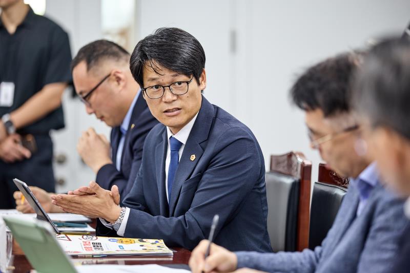 제12대 경기도의회 더불어민주당 수석대표단 교육현장 정책회의 2일차_6