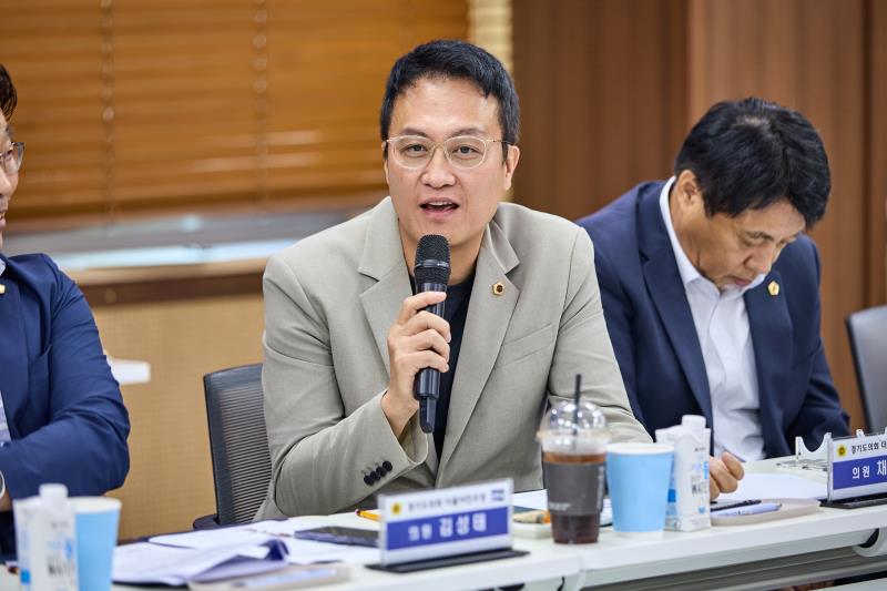 제12대 경기도의회 더불어민주당 수석대표단 교육현장 정책회의 2일차_2