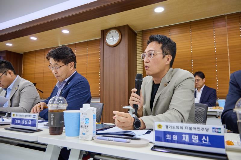 제12대 경기도의회 더불어민주당 수석대표단 교육현장 정책회의 2일차_7