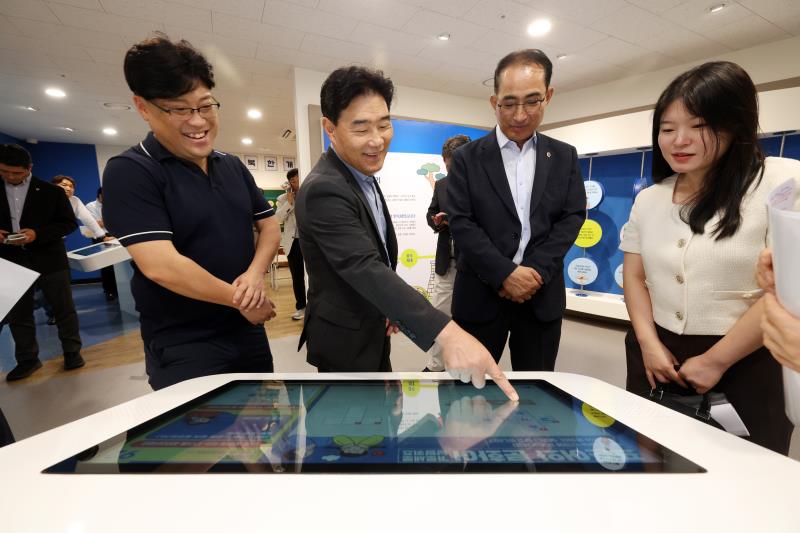 기획재정위원회 경기권 통일플러스센터 현장방문