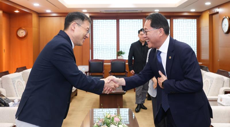 경기도의회 더불어민주당 교섭단체 광역의회 방문(울산시)_5