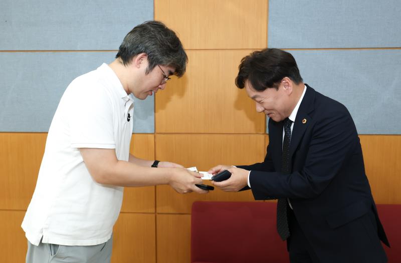 남종섭 의장님 KBS경인스튜디오 인터뷰 녹화_8