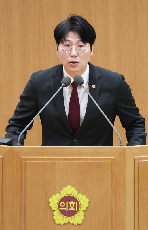 제393회 임시회 제2차 본회의 도정질문 일문일답(오전)_5