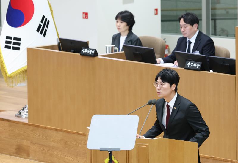 제393회 임시회 제2차 본회의 도정질문 일문일답(오전)_10