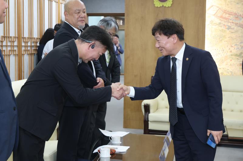 경기도의회 남종섭의장 일본노총 가나가와연합 관계자 접견_4