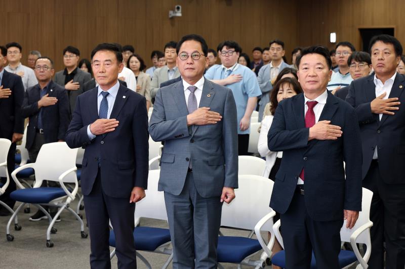 경기도의회 진용복 사무처장 취임식_8