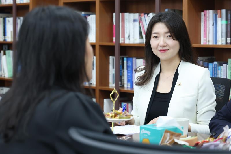 경기도의회 남종섭의장 등 이재정 국회의원 접견_9
