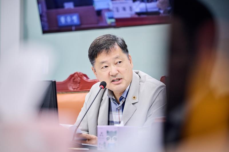제393회 임시회 제1차 여성가족평생교육위원회_3