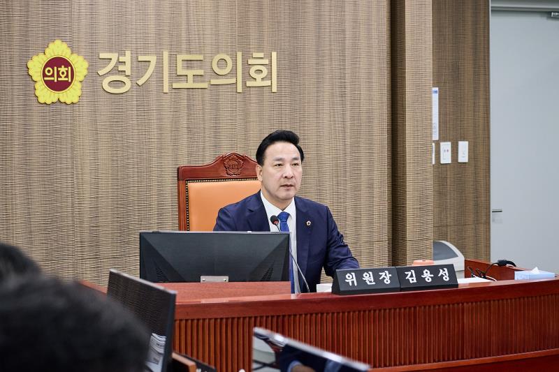 제393회 임시회 제1차 여성가족평생교육위원회_3