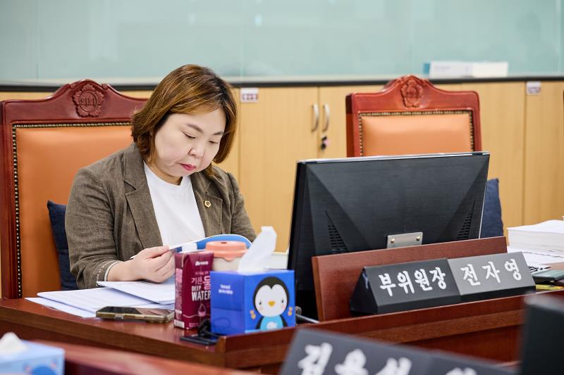 제393회 임시회 제1차 여성가족평생교육위원회_2