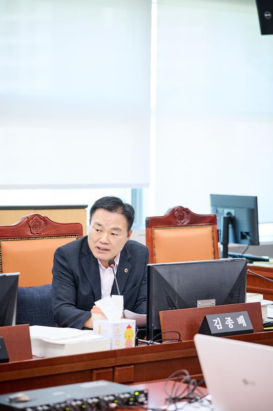 제393회 임시회 제1차 여성가족평생교육위원회_7