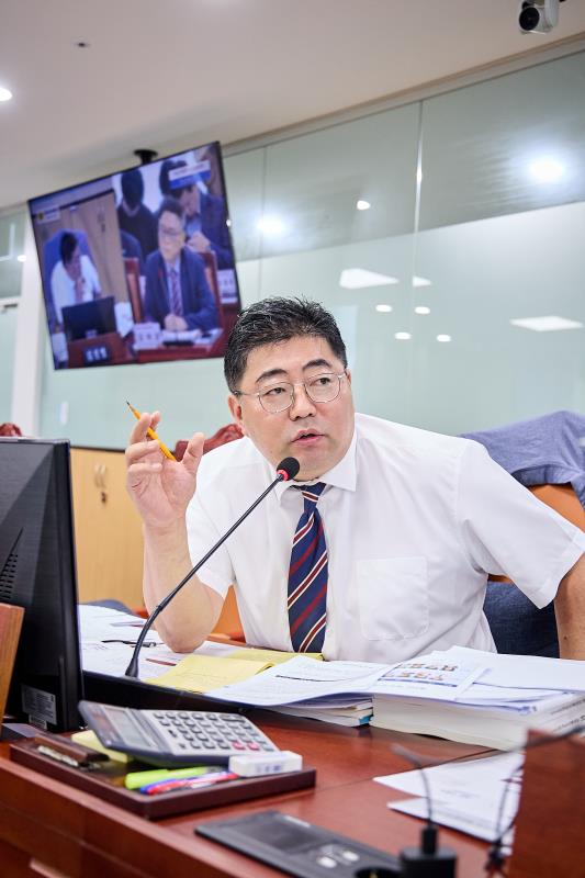 제393회 임시회 제1차 여성가족평생교육위원회_8