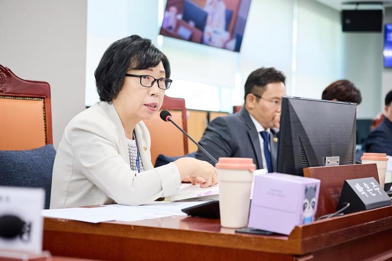제393회 임시회 제1차 여성가족평생교육위원회_5