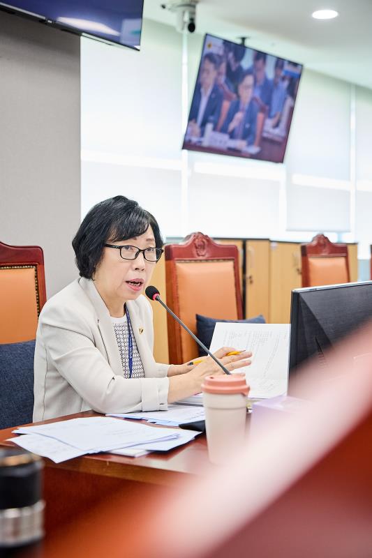 제393회 임시회 제1차 여성가족평생교육위원회_10