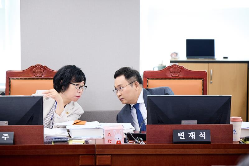 제393회 임시회 제1차 여성가족평생교육위원회_6