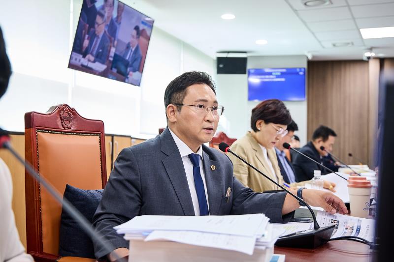 제393회 임시회 제1차 여성가족평생교육위원회_10
