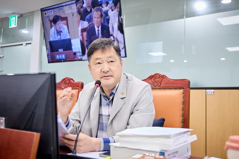 제393회 임시회 제1차 여성가족평생교육위원회_7