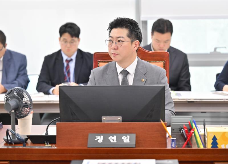 제393회 임시회 제1차 교육기획위원회_3