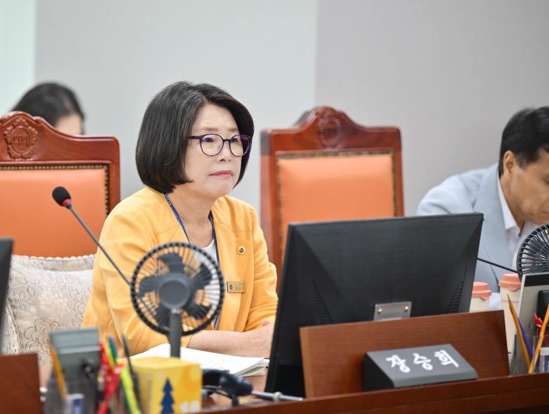 제393회 임시회 제1차 교육기획위원회_4
