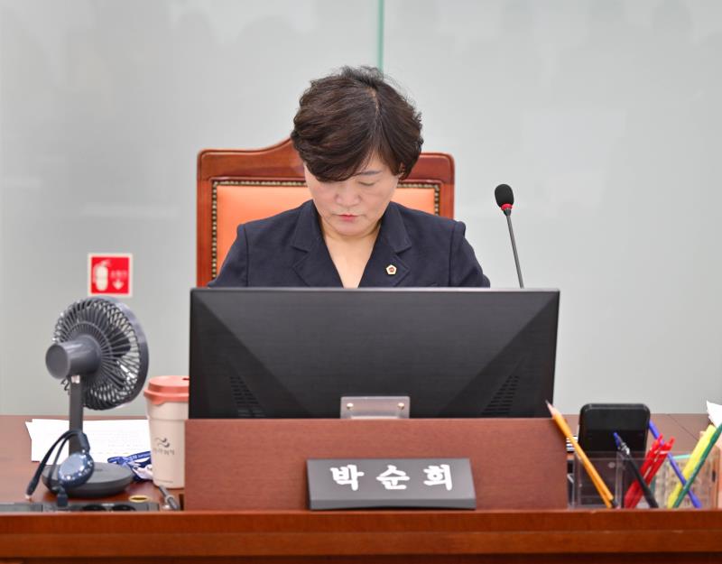 제393회 임시회 제1차 교육기획위원회_3