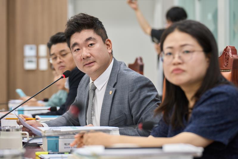 제393회 임시회 제1차 기획재정위원회_4