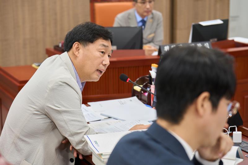 제393회 임시회 제1차 기획재정위원회_8