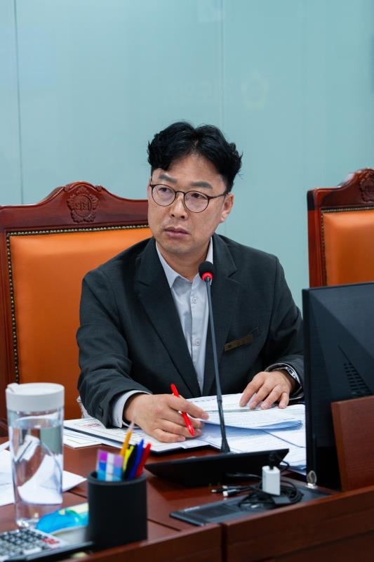 제393회 임시회 제1차 문화체육관광위원회_10