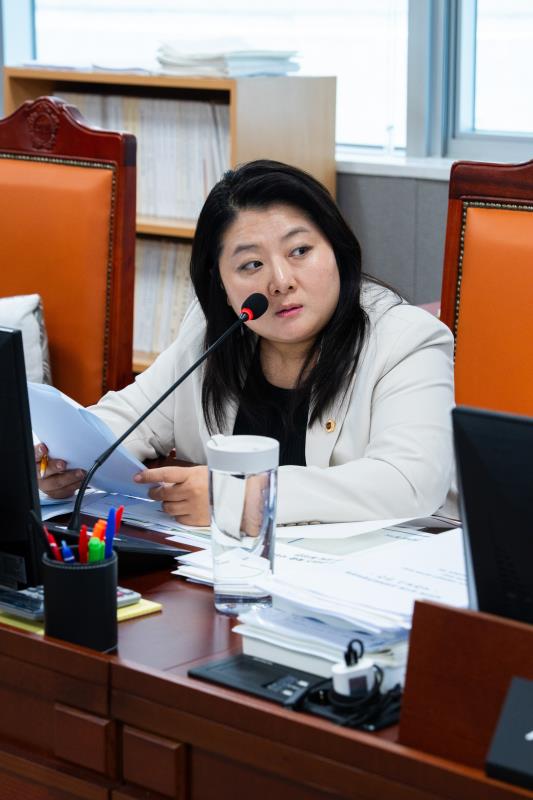 제393회 임시회 제1차 문화체육관광위원회_8