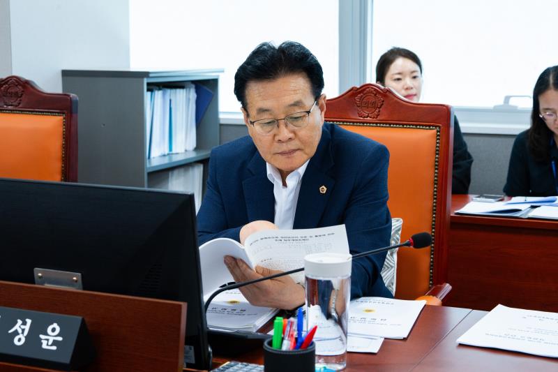제393회 임시회 제1차 문화체육관광위원회_3